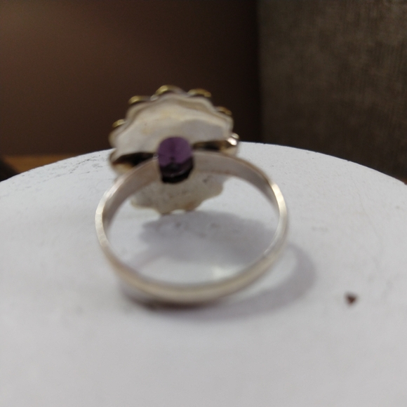 Sterling Silver Amethyst Ring Size 8 1/4 - Picture 2 of 7